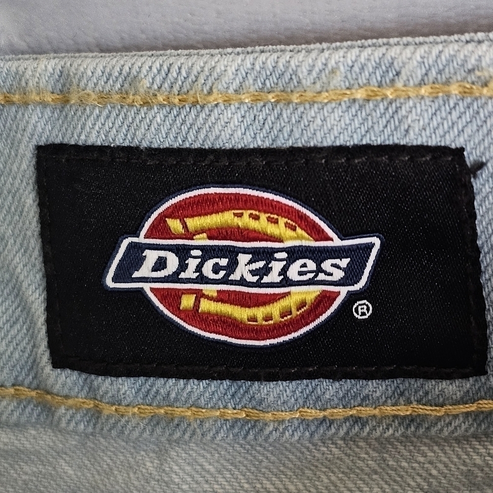 🆕Dickies Light Wash Denim Mini Button Down Skirt Size Medium NWT - Picture 8 of 9